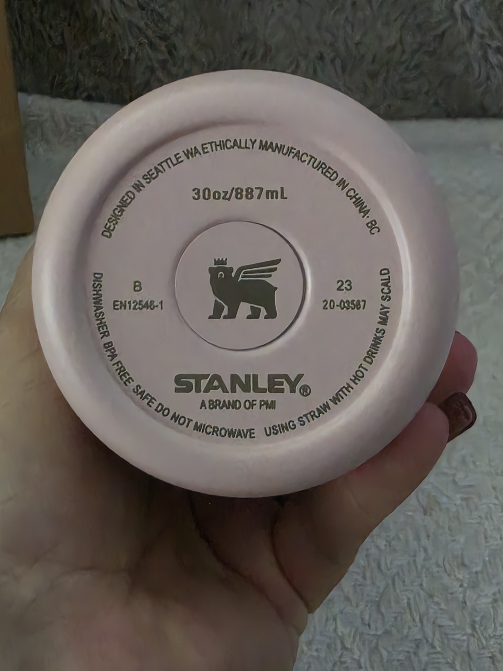Disney Mickey & Friends Pink & Gold Limited Edition Quencher H2.0 FlowState - Picture 7 of 9